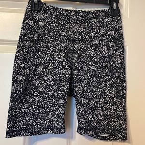 Old Navy biker shorts, size M, 7 inch